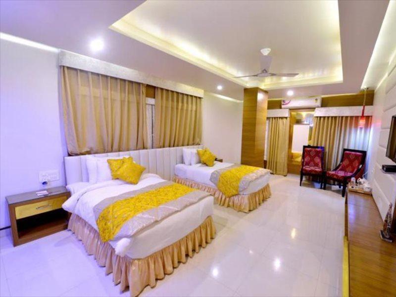 Hotel Mk Vivanta Гвалиор Екстериор снимка